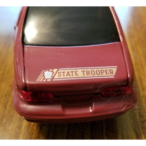 Minnesota State Police Road Champs die cast police car 1:43 scale - Picture 9 of 11